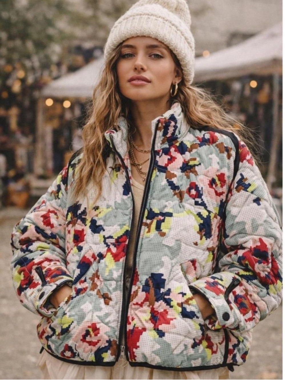 Pippa Packable Puffer
Jacket
NWOT
Color - Floral